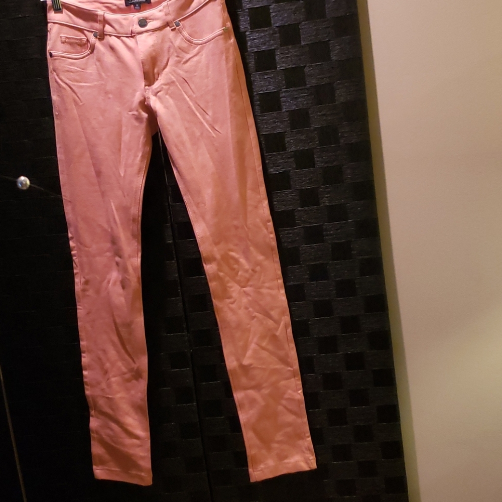 Peach stretch knit leggings
